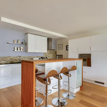 Quartier Copernic - Pour 4 - Parking *